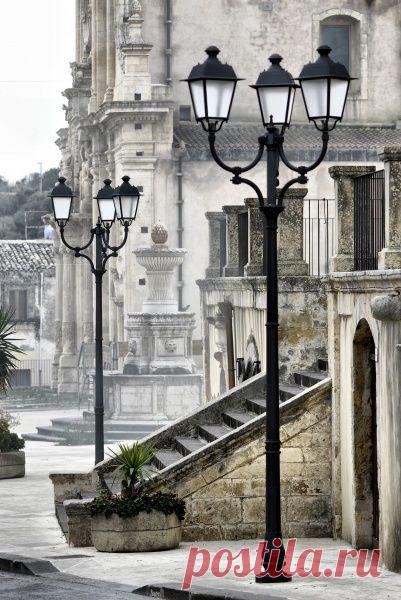 (1) Pinterest: инструмент для поиска и хранения интересных идей