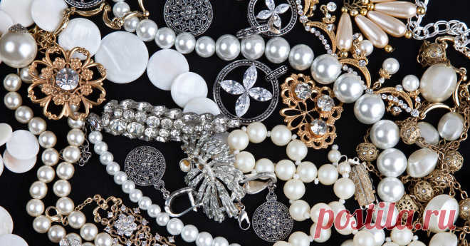 Форма выреза и украшения: 9 рецептов стильных сочетаний Предстоит торжественное мероприятие? Стилист Ольга Ким рассказывает, какие украшения под какой вырез подходят.