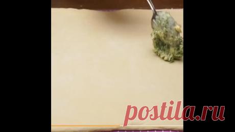 Чесночный венок.Oтлично подойдет к борщу или супу. Приготовление очень простое, а продуктов понадобится минимальное количество.
© ► Рецепты с изюминкой -