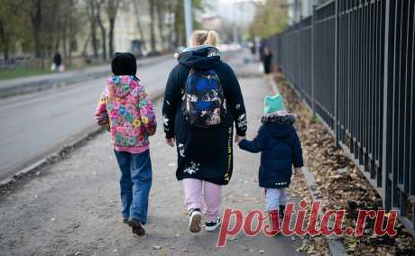 В Госдуме предложили повышать маткапитал ежеквартально. Партия «Новые люди» предложила пересматривать размер материнского капитала не раз в год, а ежеквартально, чтобы его получатели могли покрывать расходы на ипотеку или детские сады в условиях роста цен на эти услуги.