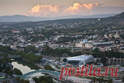 Политолог нашла парадокс в отношениях России и Грузии