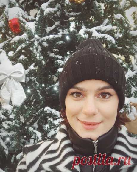 Всех с первым днём зимы! С 1 декабря! Отсчёт пошёл! До Новогодних праздников… | Яна Левашова Дизайнер | Яндекс Дзен