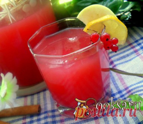 Фруктово-ягодный морс &quot;Лето красное&quot; Вкусный, ароматный прохладительный напиток, что может быть лучше в летнюю жару! Смородина красная — 1 стак.; Апельсин — 2 шт; Яблоко — 5 шт; Палочка корицы — 1 шт; Гвоздика (целая) — 2 шт; Вода — 2,5 л; Сахар — 0,5 стак.; Кубики льда (по вкусу) ;