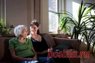 Дарственная на квартиру между близкими родственниками: образец, плюсы, налогообложение