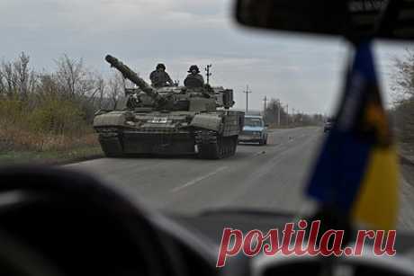 На Украине погиб грузинский наемник. На Украине погиб грузинский наемник Ираклий Курцикидзе, воевавший в составе грузинской группы в Силах специальных операций Вооруженных сил Украины. Отмечается, что о смерти бойца не сообщали, пока не узнает его семья. Всего на территории Украины погибло свыше 50 граждан Грузии.