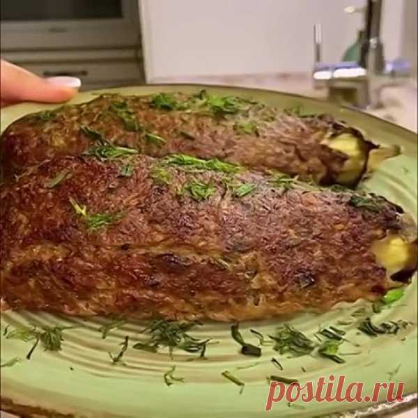 10 рецептов вкусных котлеток и тефтелек.

Сохраните себе, пригодится!

1.Капустные котлеты.
Состав; 500 г капусты,2 столовые ложки манной крупы,2 столовые ложки молотых сухарей,соль по вкусу,3 столовые ложки растительного масла,0,5 стакана воды.
Приготовление
Капусту мелко нарезать, положить в кастрюлю, добавить воду, 1 столовую ложку растительного масла и тушить до полуготовности.
В кипящую массу всыпать тонкой струйкой манную крупу, варить, непрерывно помешивая, 10-15 ми...