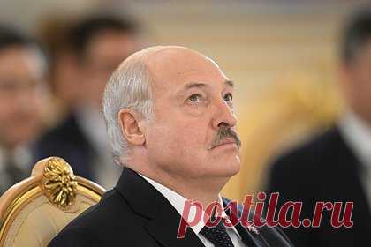 Лукашенко посовещался с силовиками на фоне мятежа в России. Президент Белоруссии Александр Лукашенко провел два совещания с силовиками на фоне мятежа в России. Лукашенко посовещался с руководством силового блока и военными. Подробности на разглашаются. В отношении главы ЧВК Евгения Пригожина было возбуждено уголовное дело по факту организации вооруженного мятежа.