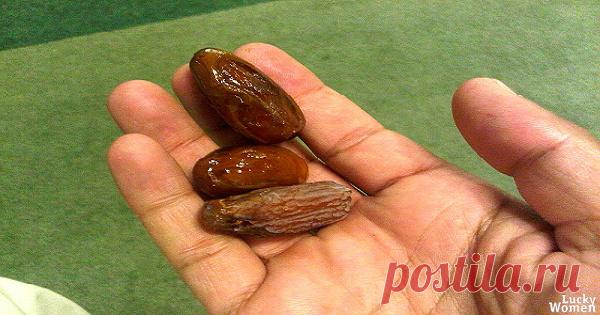 Она ела 3 финика на протяжении 12 дней и вот, что произошло 



Финики очень полезны для вашего здоровья. Они облегчают запор, проблемы с сердцем, проблемы с кишечником, анемию, диарею, рак брюшной полости, сексуальную дисфункцию и многие другие проблемы. Фини…