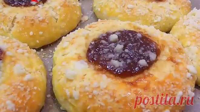 Творожные булочки с джемом