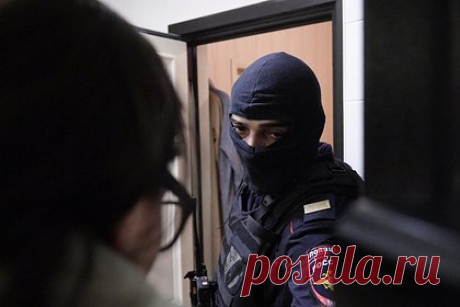 МВД раскрыло детали спецоперации против банды фальшивомонетчиков. МВД раскрыло детали спецоперации, проводимой против банды фальшивомонетчиков. С 2018 года преступное сообщество состояло из нескольких структурных подразделений и действовало на территории семи регионов России. Часть фигурантов наладила печать поддельных купюр с имитацией элементов защиты.