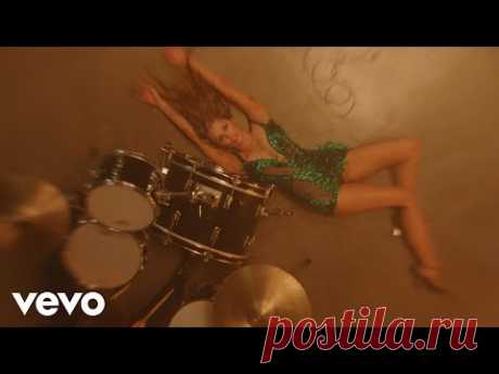 Скачать клип Miley Cyrus - End of the World (2025) бесплатно