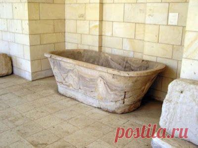 Израильские черные копатели решили не мелочиться и копали тоннель сразу в музей