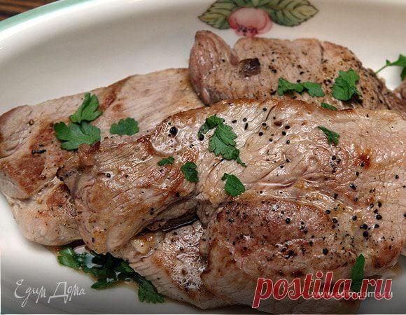 Свинина с фасолью и шпинатом. Ингредиенты: свиные отбивные на косточке, фасоль, шпинат свежий Свинина с фасолью и шпинатом. Ингредиенты: свиные отбивные на косточке, фасоль, шпинат свежий | Кулинарный сайт Юлии Высоцкой: рецепты с фото