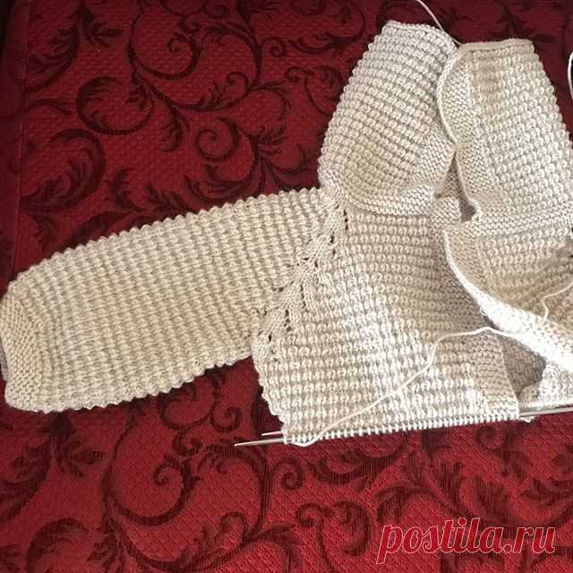 Kapşonlu hırkamız yavaş yavaş şeklini almaya başladı❤️❤️❤️
❤️
❤️
❤️
❤️
❤️
#bismillah #beautiful #bebekörgüleri #bebek #bebekhırkası #örgümüseviyorum #örgüm #hediye #babyboy💙 #babygirl #baby #babyshower #sunum #sunumönemlidir #canımoğlum #hamile #hamileyimanneyim #bebekhazirliklari #elemeği #followme #takip #deryabaykallagulumse #knitting #knitstagram #crocheting #crochetersofinstagram #stricken #strickjacke #hülyaileilmekilmekaşk
