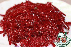 Свёкла по-корейски или почти по-корейски.