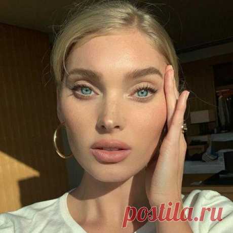 Эффект «открытого лисьего»взгляда с помощью обычной туши | для нависшего века
Привлекательный, «открытый» взгляд — такого эффекта можно добиться с помощью правильного макияжа глаз! Но даже, если вы не обладаете навыками визажиста и имеете нависшее веко, которое делает взгляд более усталым и тусклым — придать «лисий» эффект взгляду можно с помощью обычной туши и пары простых лайфхаков в домашних условиях! ⬇⬇⬇ Пухлые и привлекательные губы за […]
Читай пост далее на сайте. Жми ⏫ссылку выше