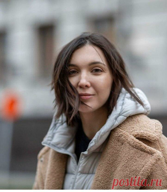 В пальто холодно, в пуховике жарко: как решить три проблемы межсезонья?