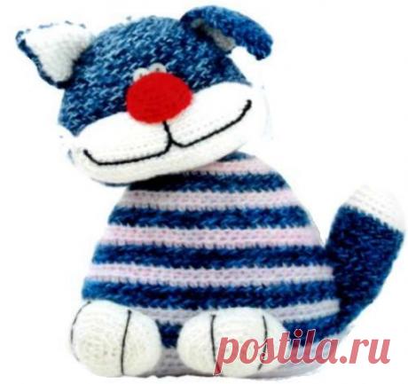 сине белый полосатый кот крючком