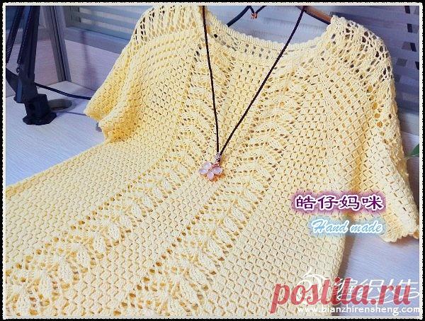 Туника крючком с кружевными дорожками