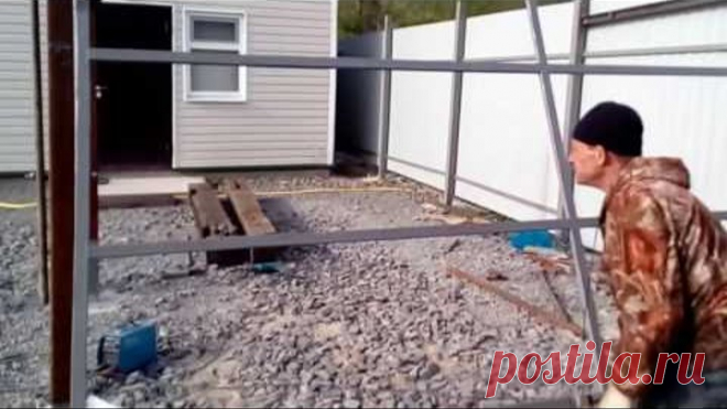 Ворота из профилированного листа подъемные,своими руками.