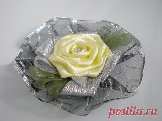 Brosh, atlasnye lenty, organza, Natalija Kudriavceva