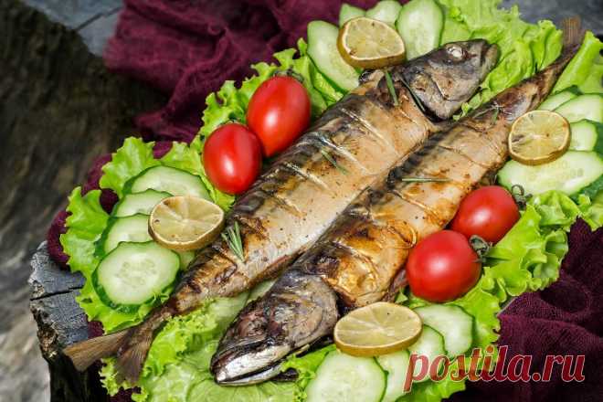 Ароматная скумбрия на мангале - Простые рецепты Овкусе.ру