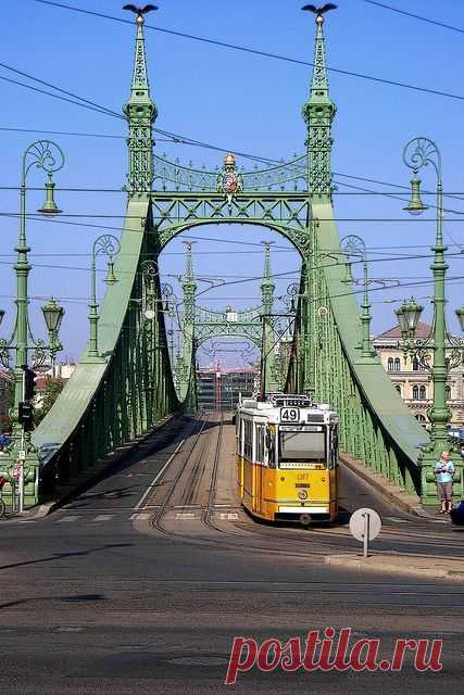 Budapest, Hungary,  
flickr от hillman54  |  Pinterest: инструмент для поиска и хранения интересных идей