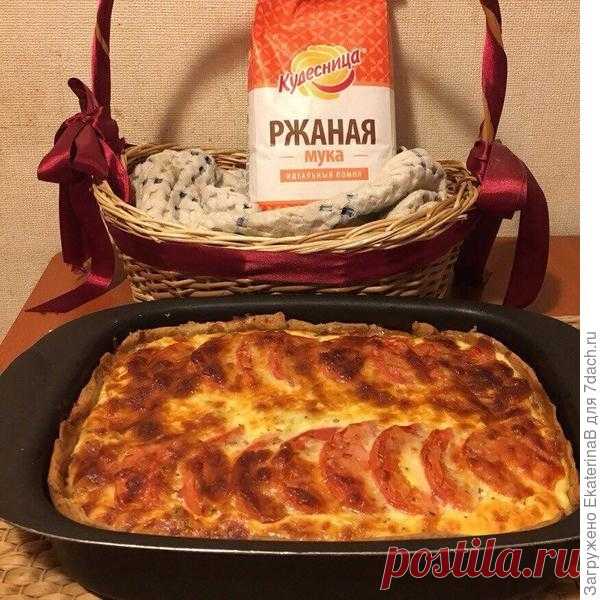 Ржаной киш с курицей и грибами