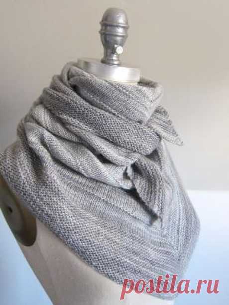The Boneyard Shawl by Stephen West is the simplest of triangle shawls featuring repeated sections of garter and stockinette stitch