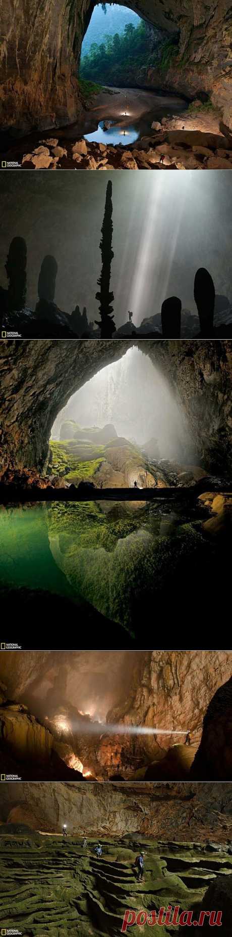 (+1) - Самая большая в мире пещера Son Doong открылась для туристов | ТУРИЗМ И ОТДЫХ
Пещера Son Doong находится во Вьетнаме и  была обнаружена в 1991 году местным жителем Хо Khanh. В 2009 году группа британских спелеологов под руководством Говарда Лимберта исследовали пещеру. Пещера тут же попала в книгу рекордов Гиннеса, она имеет в высоту порядка 200, а в ширину  150 метров, длинна  около 9 км.

Этим летом правительство выдало разрешение туроператорам продавать экскурсии в это удивительно м