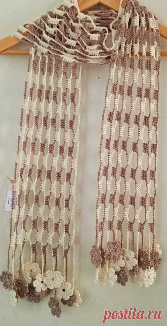 Light Brown flowery crochet echarpe от GabyCrochetCrafts на Etsy