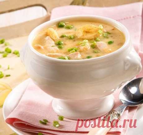 Горячее из бананов: 10 экзотических блюд, которые стоит попробовать в новом году