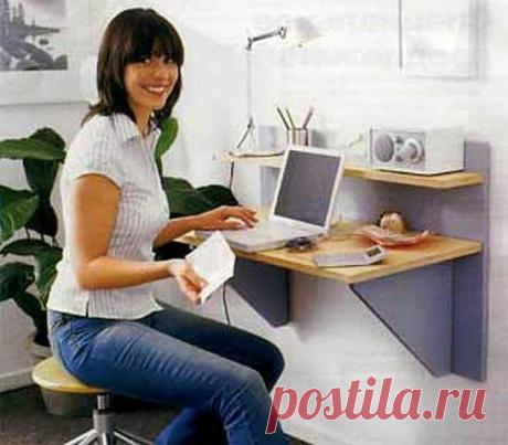 Стол-невидимка для работы дома.