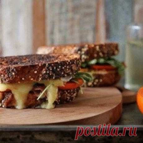 ОРИГИНАЛЬНЫЕ ГОРЯЧИЕ БУТЕРБРОДЫ С ХУРМОЙ