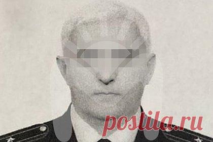 Стали известны данные о застрелившем родственников сотруднике дагестанского МВД. Стали известны данные о сотруднике дагестанской полиции застрелившем родственников: 52-летний россиянин работал в должности временно исполняющего обязанности начальника экспертно-криминалистического центра. Предполагается, что семья бывшей жены была против встреч мужчины с родными детьми.