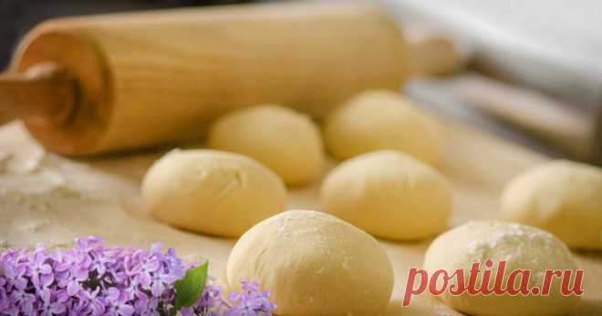 Заварное тесто с водкой для чебуреков хрустящее Захотелось хрустящих чебуреков? Скорей замешивай тесто!