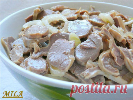 Салат из куриных желудков