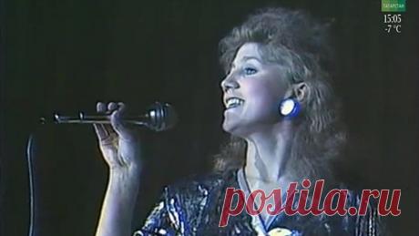 Зухра Шарифуллина - Аккош канат кагына
Зөһрә Шәрифуллина - Аккош канат кагына
С.Ибраһимов көе, М.Гыймәҗетдинов сүзләре