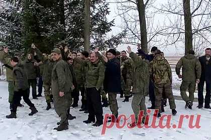 Киев выразил готовность к продолжению обменов пленными с Россией. Украина заинтересована продолжать обмены военнопленными с Россией. Готовность Киева выразил представитель Главного управления разведки (ГУР) Украины Андрей Юсов. Он добавил, что со своей стороны Киев готов продолжать исполнять договоренности. «Мы можем и будем выдавать российских пленных», — заявил Юсов.