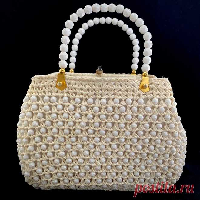 1960s Made In Italy Bead & Raffia Handbag Label: Made in Italy Year: 1960s Style: Three compartment handbag with a metal internal frame and lift-latch closure in the center compartment. Color: Ivory, white & gold Exterior Materials: Raffia, beads, metal Interior Materials: Ivory faille fabric Size: Approximately 10” in length and 10” i !!$ 65