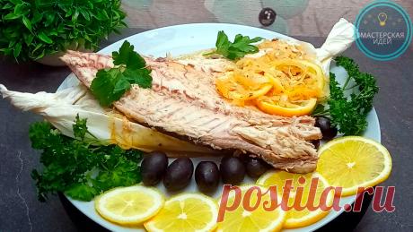 Просто заворачиваю скумбрию в бумагу и готовлю на сухой сковороде: при жарке нет запаха рыбы и весь сок остается внутри | Мастерская идей | Яндекс Дзен