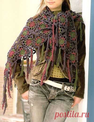 Шаль из треугольных мотивов |  Шали, палантины и шарфы | helpmefind.ru