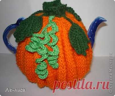 Вязаная грелка для чайника "Тыква" М.К.