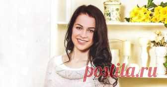 Нежная шаль-пончо из кидмохера. Размер 40-42        РАЗМЕР 40-42.         ВАМ ПОТРЕБУЕТСЯ:  70 г.пряжи ( полушерсть с мохером), 25 г.мохеровой пряжи (King Kid Silk, 25 г.-170 м.), 5 чул...