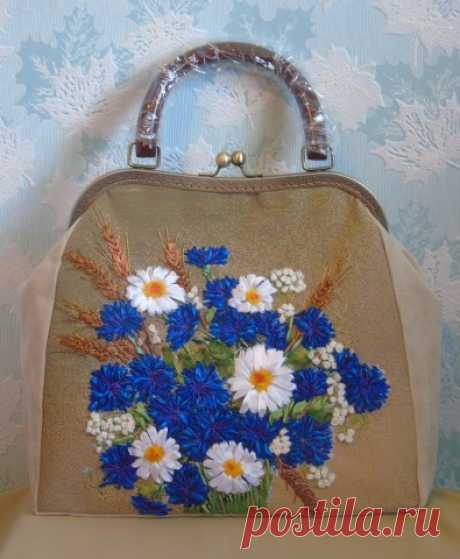 Сумка, вышитая лентами &quot;Васильковое лето 2&quot;