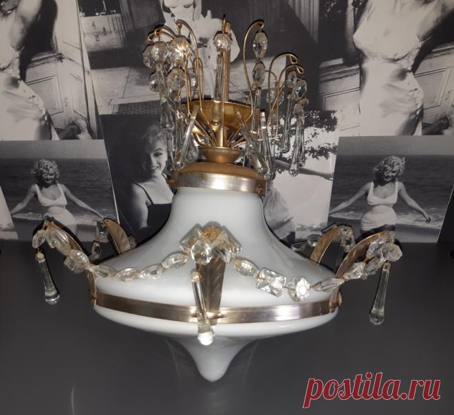 Люстра Юла. СССР 60 годы 20 век

Плафон. Двухслойное молочное стекло. Высота : 250 мм. Диаметр максимальный / посадочный : 310 / 106 мм. Ширина : 45 мм.
Вес : 2.5 кг.
 
Цена : 4000 руб.
 
Купить сейчас :  

#ЛюстраЮла #ЛюстраСССР #ЛюстраЮла20век #ЛюстраЮла60годы #Свет #Освещение