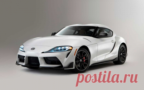Toyota GR Supra 2023: салон, техника, внешний вид