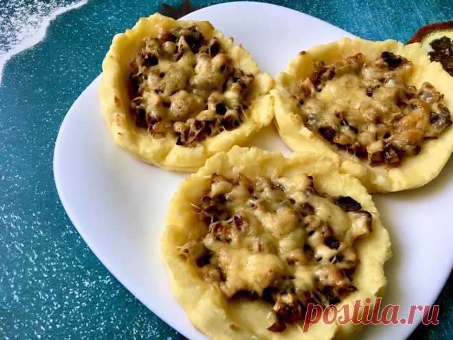 Почти идеальная по БЖУ ватрушка с грибами. Так вкусно, что ем целый день и не переживаю за фигуру  😋
Просматривайте этот и другие пины на доске Рецепты пользователя Елена.
Теги
Почти идеальная по БЖУ ватрушка с гри...
— Почти идеальная по КБЖУ ватрушка
Просматривайте этот и другие пины на доске Выпечка пользователя Наталья.
Что говорят другие
Почти идеальная выпечка с фруктами.
Такой пирог можно приготовить и в пост.
Продукты: - мука – 1 стакан - сливочное масло или маргарин – 100 г - яйца – 2…