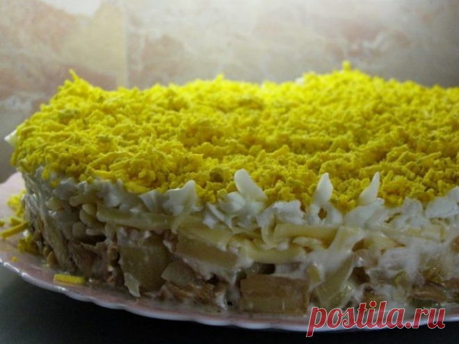 Куриный салат с ананасами и грибами — рецепт