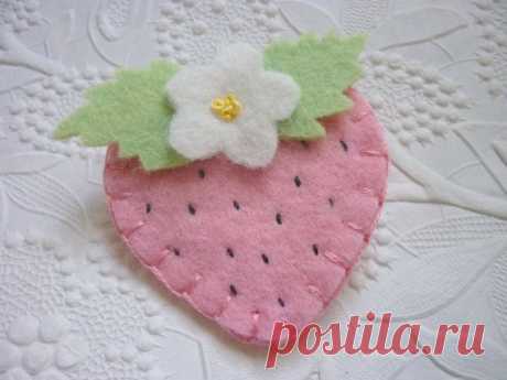 Клубника Брошь Розовый Войлок Flower войлочные